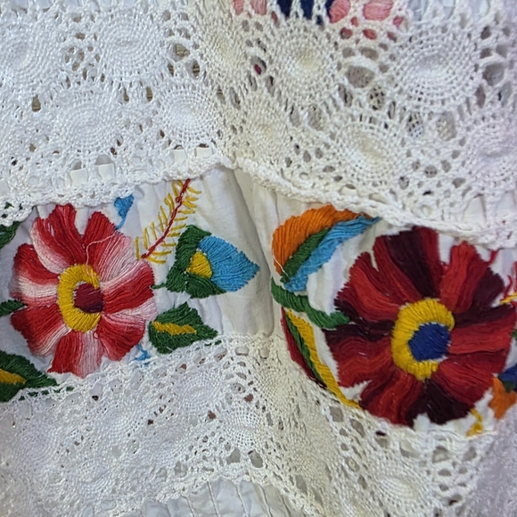 Vintage Style Handmade Lace Dress | Colorful Embroidery Boho Sz Medium Large - Picture 4 of 9